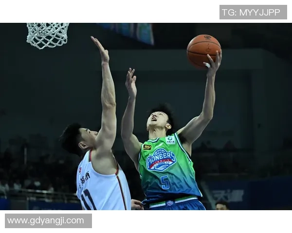 南京篮球队荣登力量排行榜首位引领全国篮球新风潮 南京篮球队荣登力量排行榜首位引领全国篮球新风潮