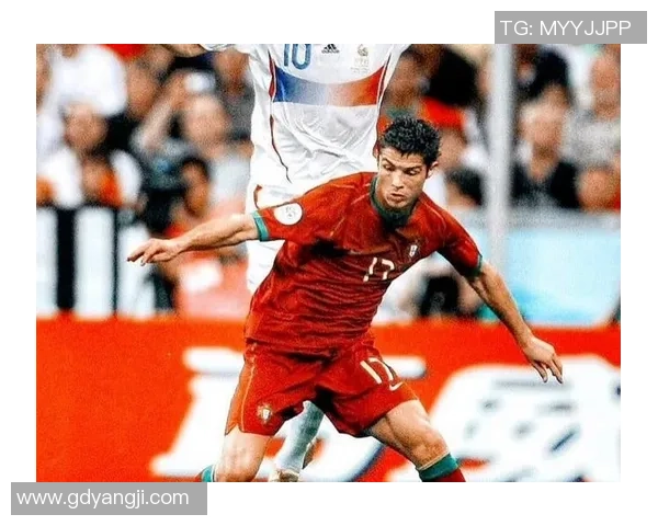 全球知名足球队与传奇足球明星的精彩对决与成就盘点 全球知名足球队与传奇足球明星的精彩对决与成就盘点