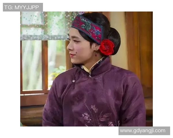 足球明星变装教程揭秘如何轻松模仿他们的经典造型与风格