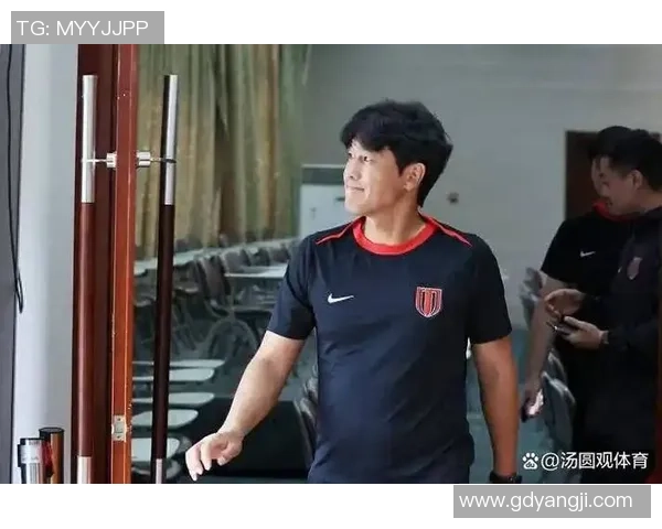 成都足球队在联合会杯积分榜上以98分稳居第一名 成都足球队在联合会杯积分榜上以98分稳居第一名