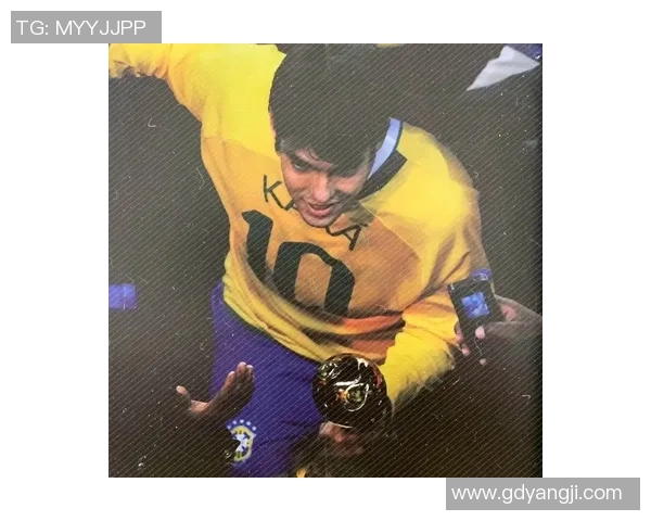 足球明星经典头像男士风采展现与魅力解析 足球明星经典头像男士风采展现与魅力解析