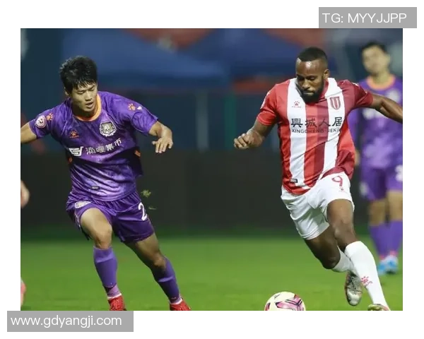 重庆足球队以76分领跑欧锦赛积分榜展现强劲实力与夺冠希望 重庆足球队以76分领跑欧锦赛积分榜展现强劲实力与夺冠希望